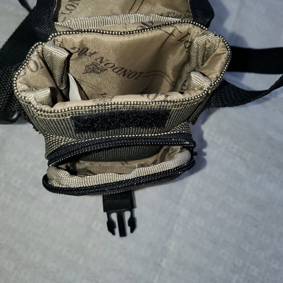 London Fog camera case - Picture 6 of 7